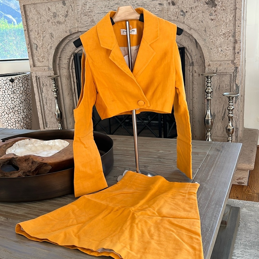New Vivienne Hu NY  cotton linen cropped jacket and a-line skirt